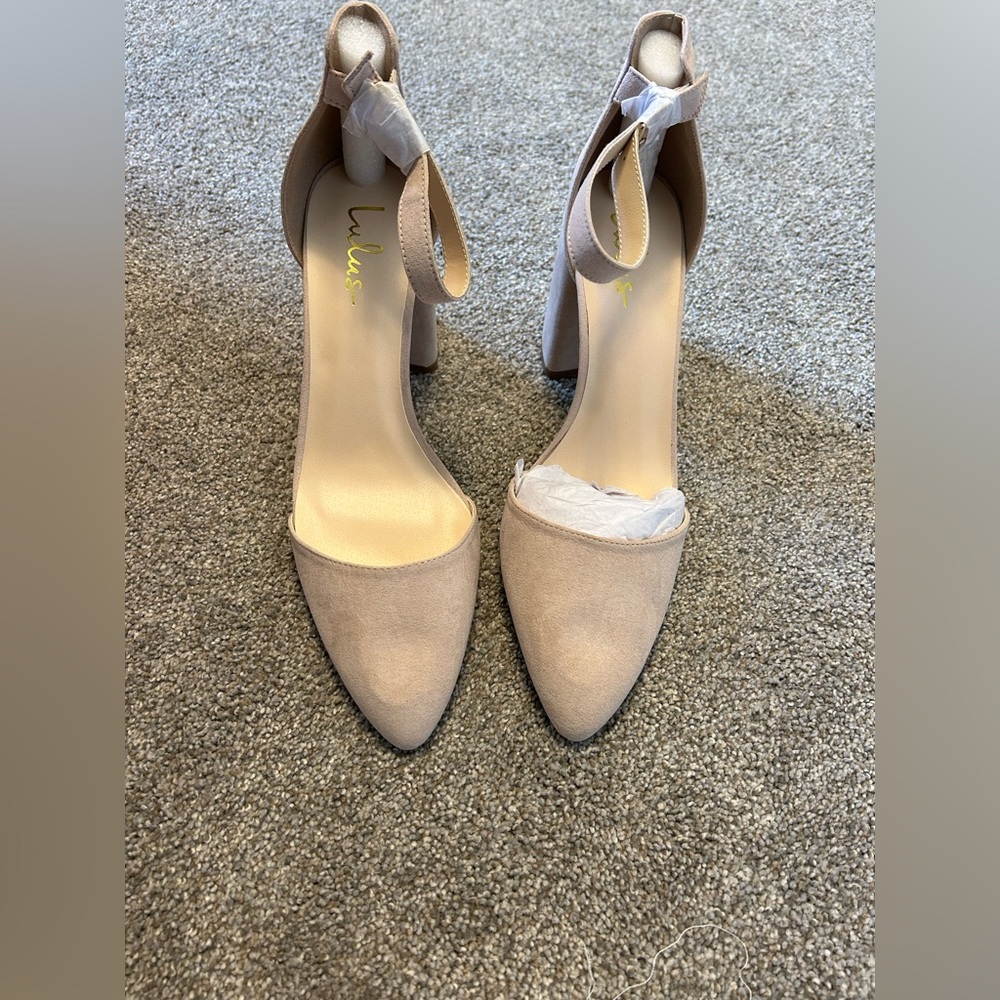 Lulu's Elegant Cream Heels